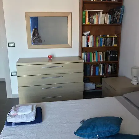Al Numero 5 Holiday home *